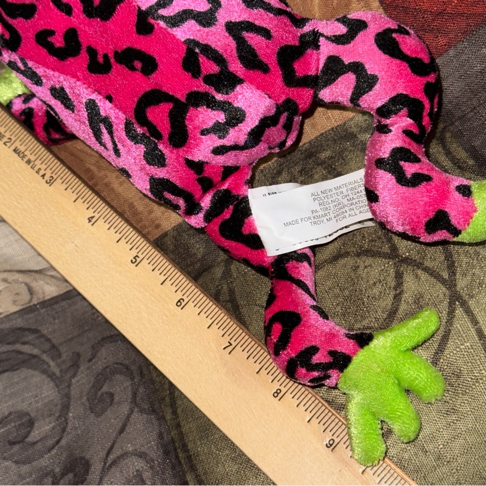 Pink Leopard Print Frog with red Heart vintage Plush 8.5” - Picture 10 of 10